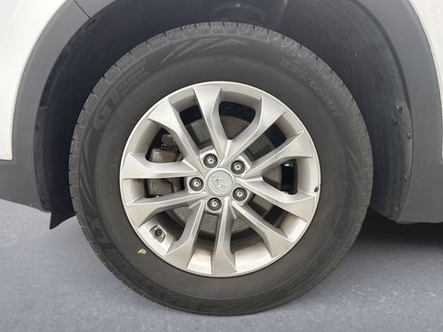 Used 2019 Hyundai Santa Fe SE image 22