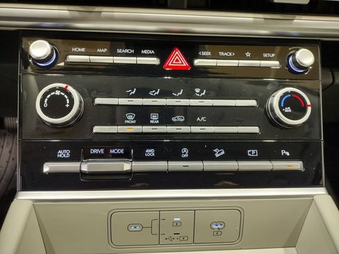 New 2026 Hyundai Santa Fe SE image 30