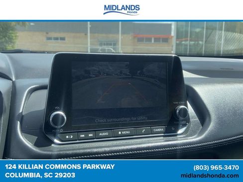Used 2024 Nissan Rogue S AWD/4WD image 26