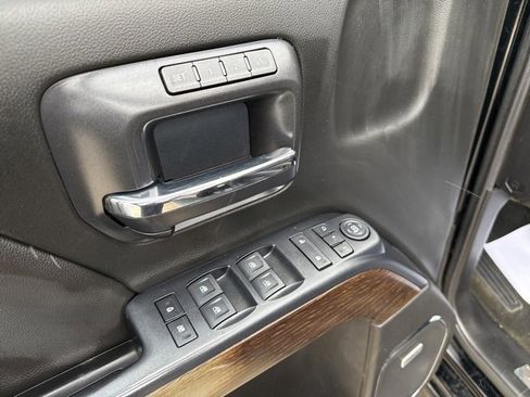 Used 2018 GMC Sierra 3500 Denali w/ Duramax Plus Package image 20