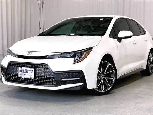 Used 2021 Toyota Corolla SE image 12