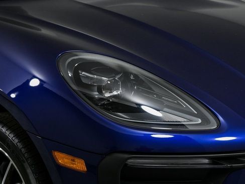 New 2026 Porsche Macan AWD/4WD image 38