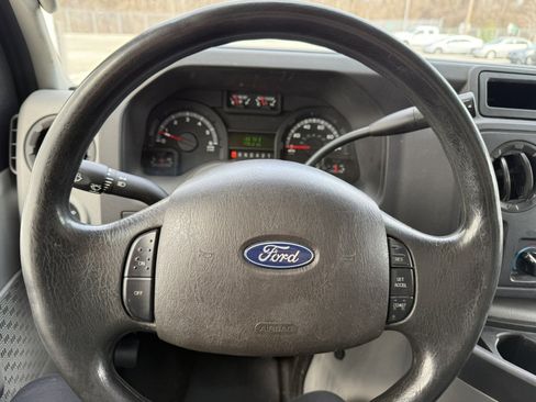 Used 2019 Ford E-350 and Econoline 350 Super Duty w/ Power Windows & Locks Group RWD image 21
