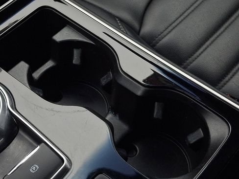 Used 2019 Ford Edge SEL w/ Equipment Group 201A image 24