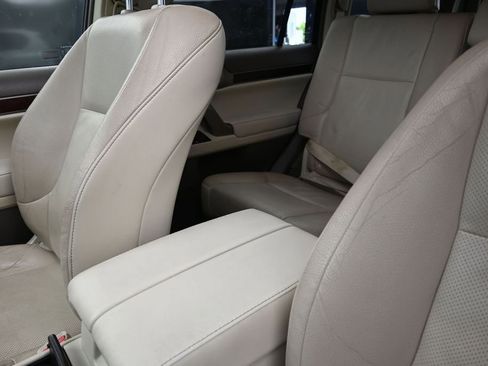Used 2015 Lexus GX 460 w/ Premium Package AWD/4WD image 14
