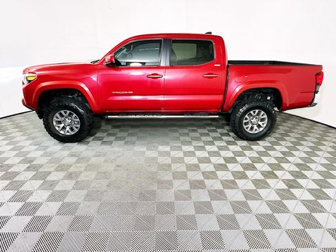 Used 2019 Toyota Tacoma SR5 RWD image 6