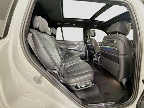 Used 2024 BMW X7 M60i w/ Executive Package AWD/4WD image 30