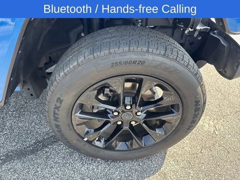 Used 2024 Jeep Wrangler Unlimited Sahara AWD/4WD image 7