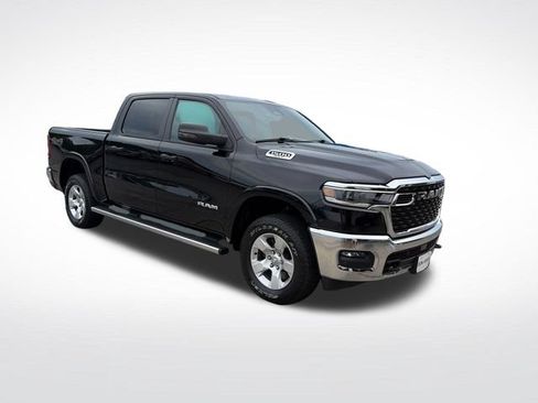 Used 2025 RAM 1500 Big Horn AWD/4WD image 7