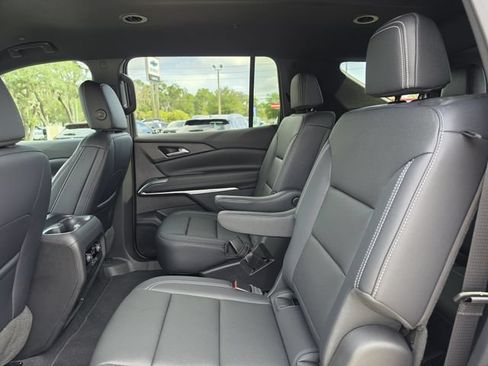 New 2026 Chevrolet Traverse LT FWD image 20
