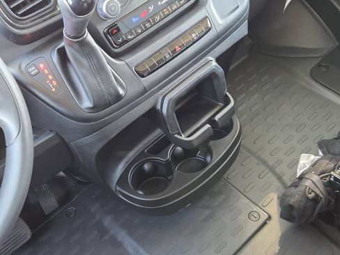 Used 2025 RAM ProMaster 2500 FWD image 21