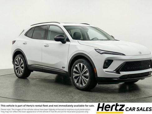 Used 2024 Buick Envision Preferred AWD/4WD image 1