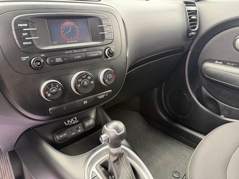 Used 2014 Kia Soul + w/ UVO w/Eservices Package FWD image 19
