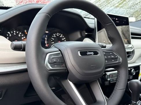 New 2026 Jeep Compass Limited image 16