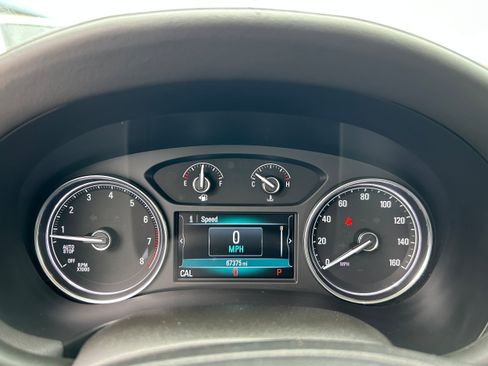 Used 2019 Buick Enclave Essence FWD image 20