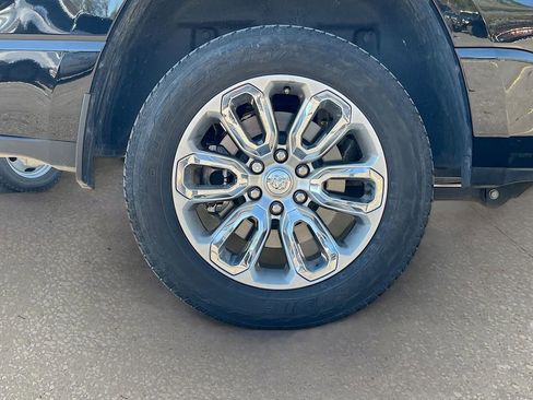 Used 2023 RAM 1500 Laramie image 31