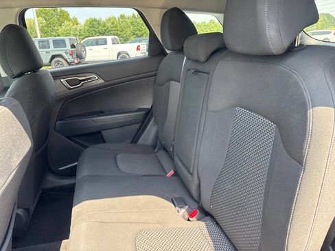 Used 2023 Kia Sportage LX AWD/4WD image 27