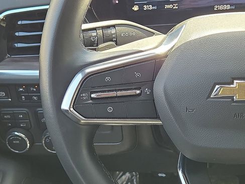 Used 2025 Chevrolet Tahoe LT AWD/4WD image 19