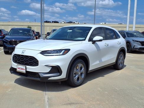 New 2026 Honda HR-V LX image 3