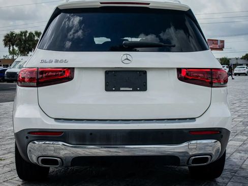 Used 2020 Mercedes-Benz GLB 250 w/ Premium Package image 6