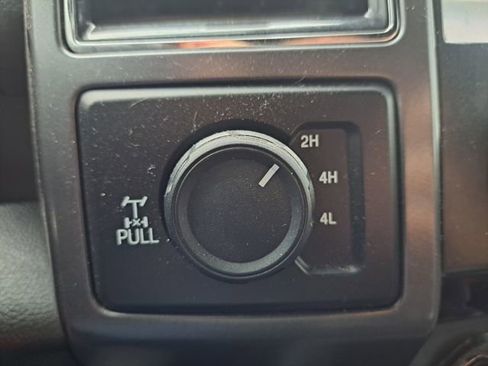 Used 2017 Ford F150 XLT w/ Equipment Group 302A Luxury image 26