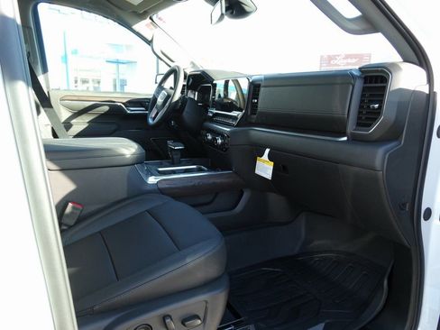 New 2026 GMC Sierra 1500 SLT w/ SLT Premium Package AWD/4WD image 18