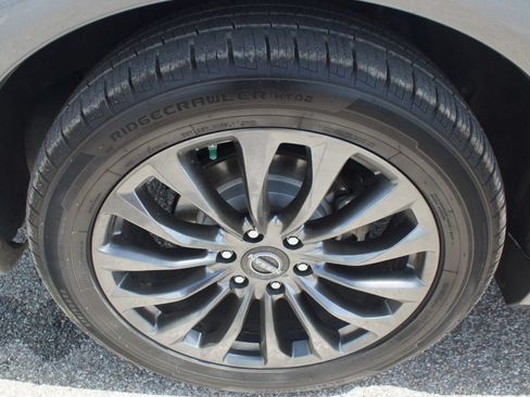 Used 2022 Nissan Armada Platinum RWD image 30