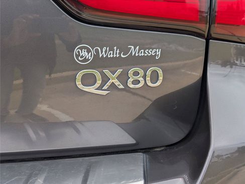 Used 2024 INFINITI QX80 Luxe RWD image 5