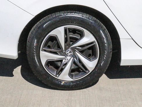 Used 2019 Honda Civic LX image 10