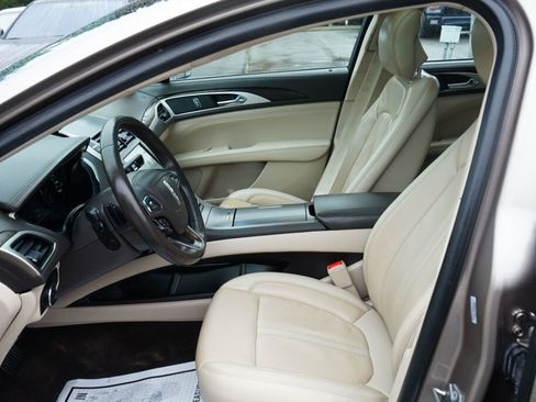 Used 2018 Lincoln MKZ Select w/ Technology Package image 13