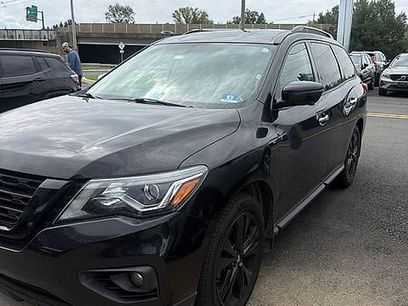 Used 2018 Nissan Pathfinder SL w/ Midnight Edition Package