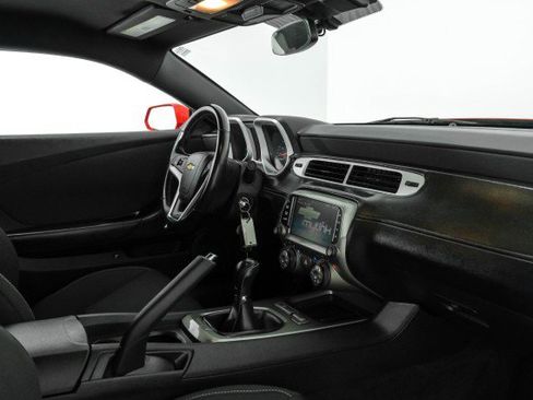 Used 2014 Chevrolet Camaro SS w/ Black Rally Stripe Package image 32