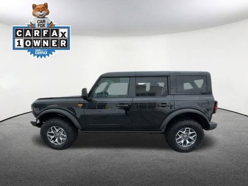 Used 2025 Ford Bronco Badlands image 6