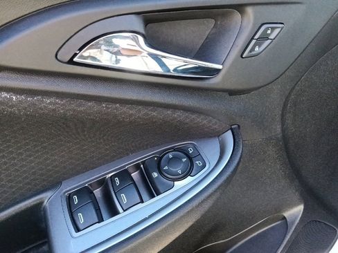 Used 2024 Chevrolet Malibu LT image 13