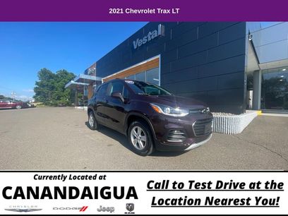 Used 2021 Chevrolet Trax LT w/ LT Convenience Package