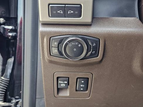Used 2020 Ford F150 King Ranch w/ Equipment Group 601A Luxury AWD/4WD image 25