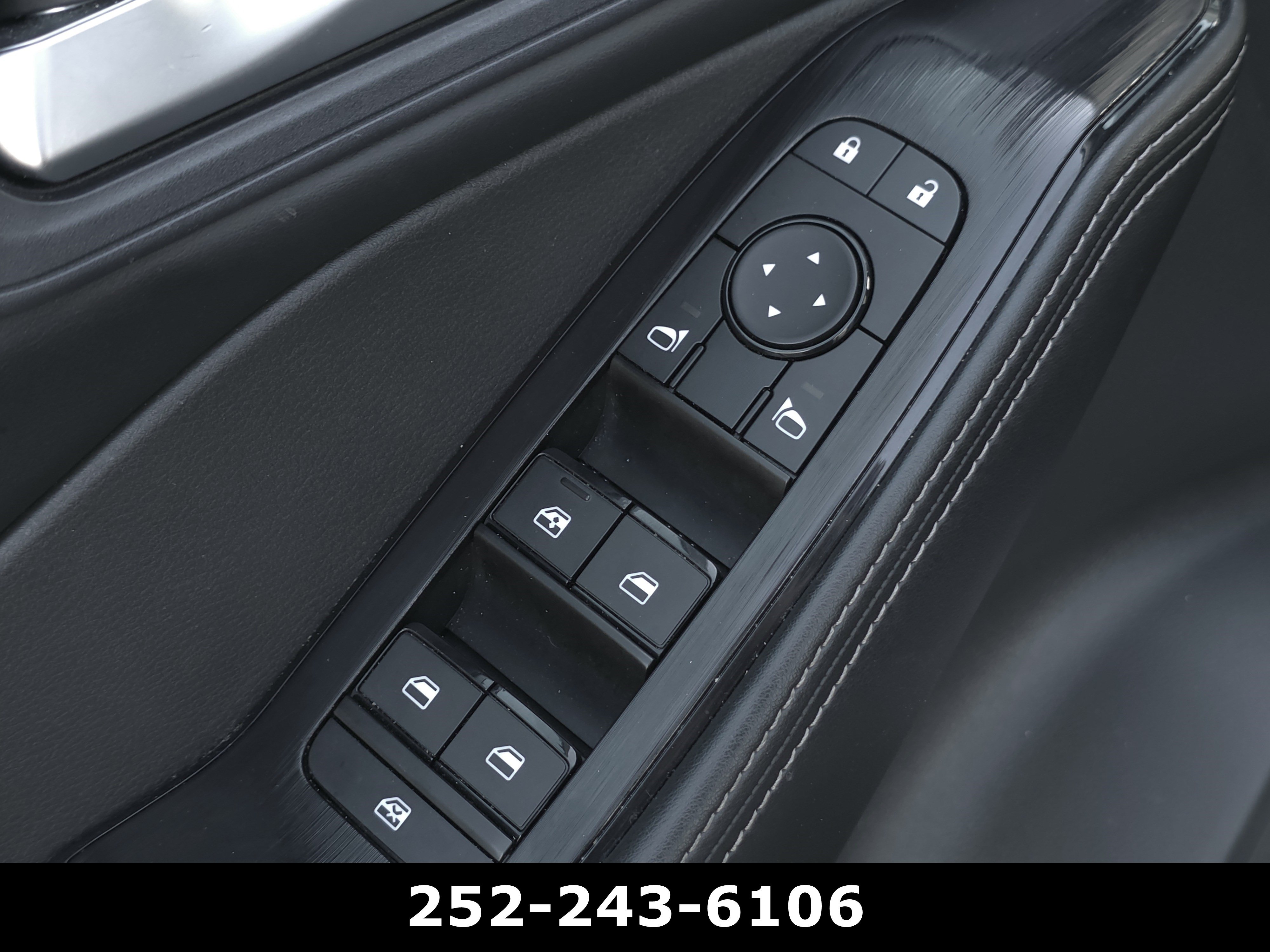 Used 2024 Nissan Rogue SV AWD/4WD image 25
