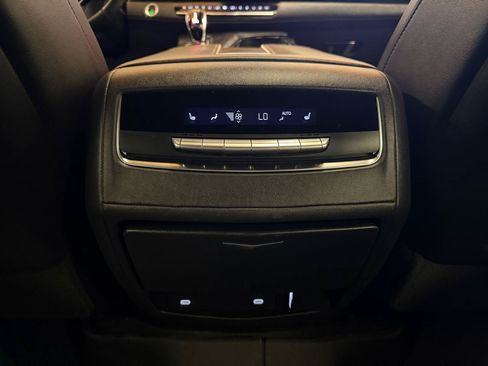 Used 2023 Cadillac Escalade ESV Sport AWD/4WD image 24