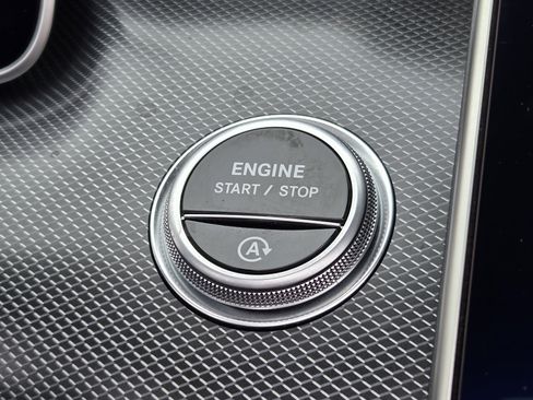 Used 2024 Mercedes-Benz CLE 300 4MATIC Cabriolet image 25