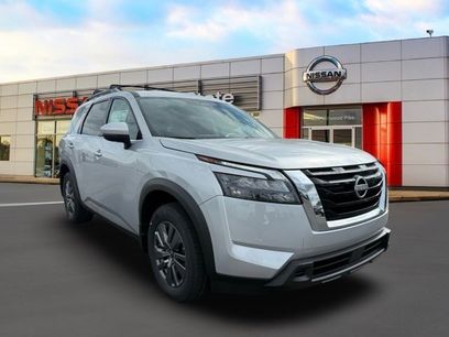 New 2025 Nissan Pathfinder SV