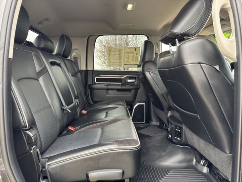 Used 2024 RAM 2500 Laramie w/ Bed Utility Group image 23