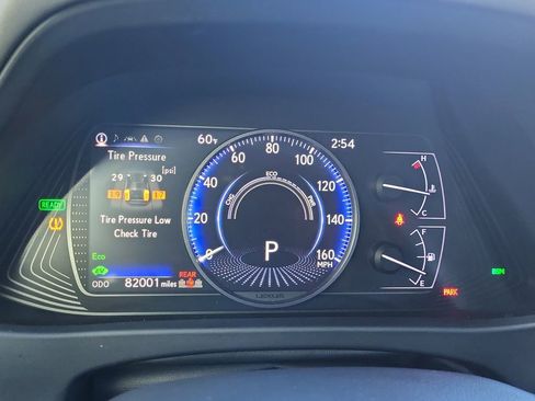 Used 2020 Lexus UX 250h 250h Base w/ Premium Package image 24