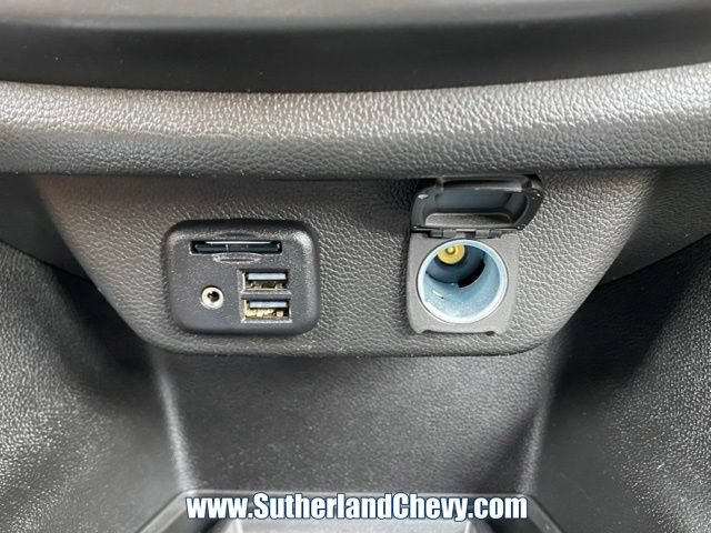 Used 2022 Chevrolet Traverse Premier AWD/4WD image 38