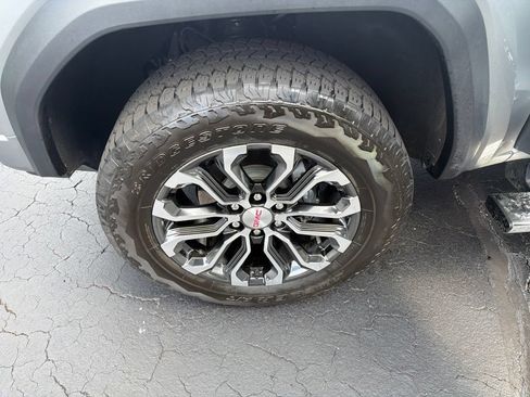 Certified 2025 GMC Canyon Denali AWD/4WD image 18