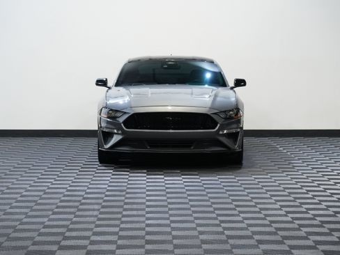 Used 2021 Ford Mustang GT RWD image 4