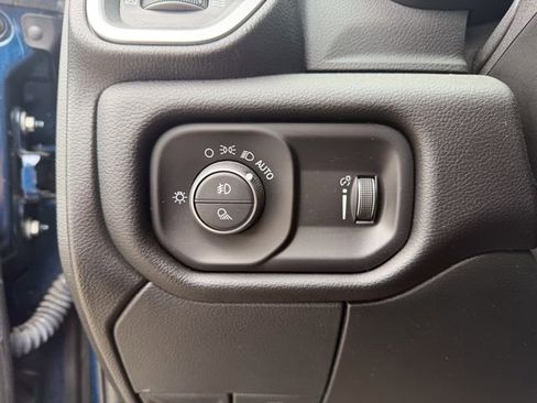 Used 2024 RAM 2500 Lone Star w/ Sport Appearance Package AWD/4WD image 11
