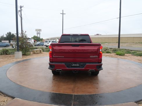 Used 2019 Chevrolet Silverado 1500 High Country image 3