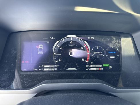 New 2026 Toyota Tundra Platinum AWD/4WD image 18