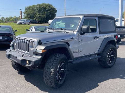 Used 2021 Jeep Wrangler Sport AWD/4WD image 7