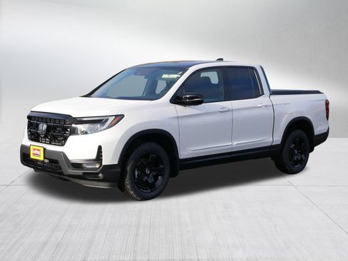 New 2026 Honda Ridgeline Black Edition image 3